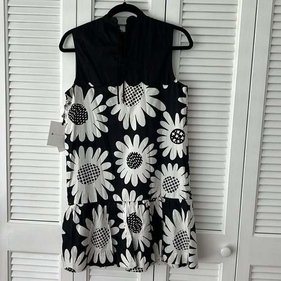 Victoria Beckham for Target, black and white ruffle dress, size small, NWT - Picture 5 of 11